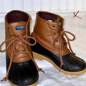 SPERRY Unisex Port Duck Boot (Big Kids Size 1 & Tan/Navy)
